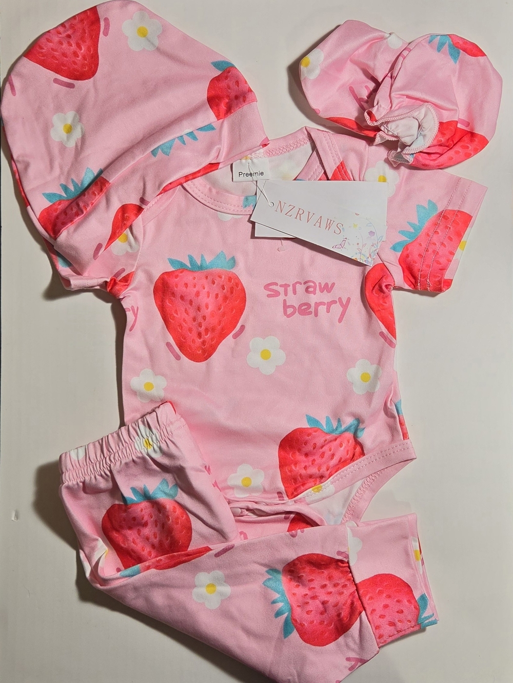 NZRVAWS Preemie Baby Girl 4-Piece Strawberry Floral Outfit Set Onesie Hat Mitten